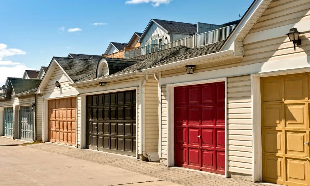 Single-Panel vs. Sectional Garage Doors: The Differences
